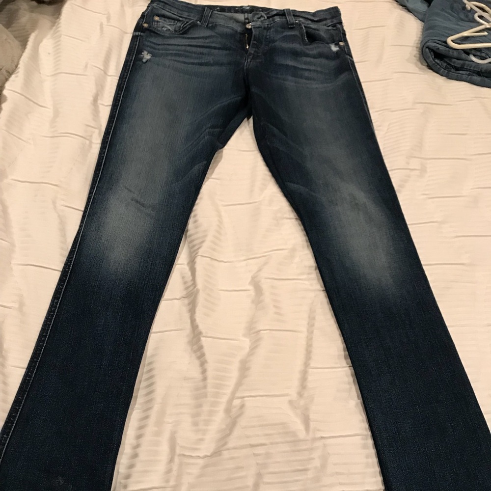 Seven A Pocket size 28